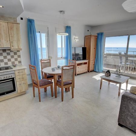 Sunset Apartment - C&G Benal Beach Беналмадена Екстериор снимка
