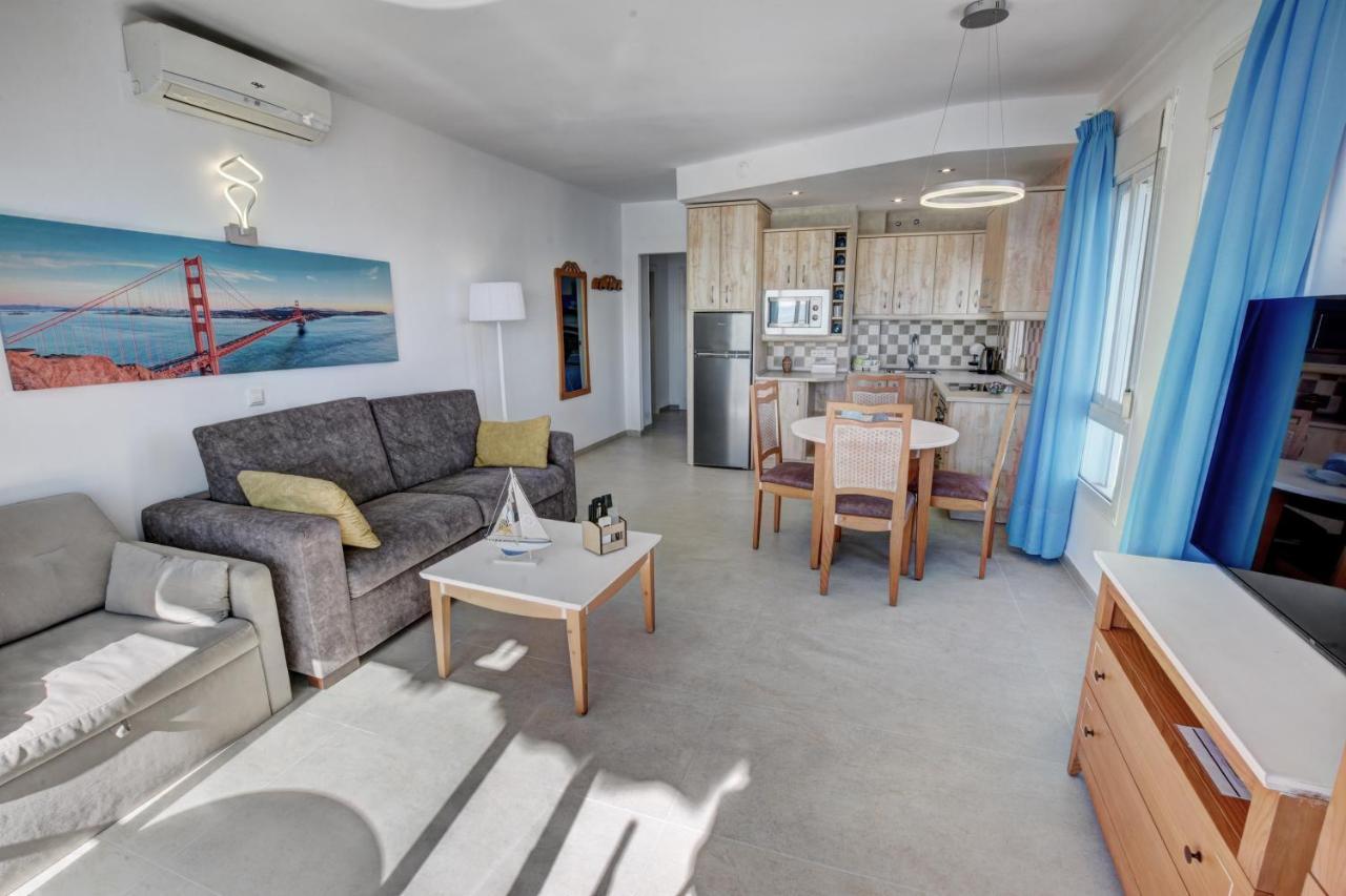 Sunset Apartment - C&G Benal Beach Беналмадена Екстериор снимка